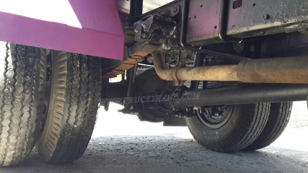 รถบรรทุก 6 ล้อ บรรทุกน้ำ ยี่ห้อ HINO ปีจดทะเบียน 2547 121 แรงม้า