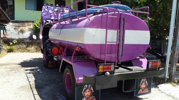 รถบรรทุก 6 ล้อ บรรทุกน้ำ ยี่ห้อ HINO ปีจดทะเบียน 2547 121 แรงม้า