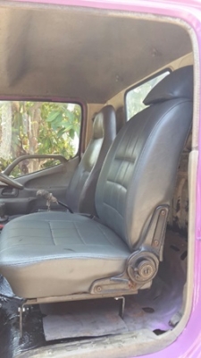 รถบรรทุก 6 ล้อ บรรทุกน้ำ ยี่ห้อ HINO ปีจดทะเบียน 2547 121 แรงม้า