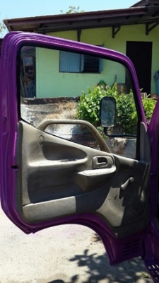 รถบรรทุก 6 ล้อ บรรทุกน้ำ ยี่ห้อ HINO ปีจดทะเบียน 2547 121 แรงม้า