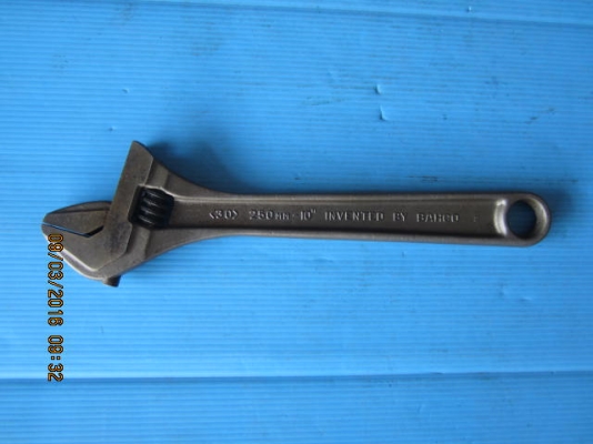 ขายประแจเลื่อน BAHCO ergo8072 10" MADE IN SWEDEN. ขายประแจเลื่อน BAHCO ergo8072 10" MADE IN SWEDEN.