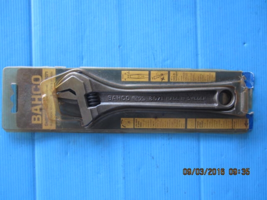 ขายประแจเลื่อน BAHCO ergo8072 10" MADE IN SWEDEN. ขายประแจเลื่อน BAHCO ergo8072 10" MADE IN SWEDEN.