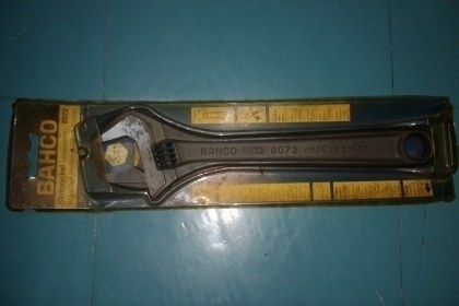 ขายประแจเลื่อน BAHCO ergo8072 10" MADE IN SWEDEN. ขายประแจเลื่อน BAHCO ergo8072 10" MADE IN SWEDEN.