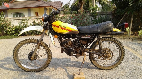 ขาย DT100 ไม่มีเอกสารออกใบซื้อขายเครื่องดีคันสตาร์ทคันเกียร์โครงไม่เชื่อมเหมาะลุยสวนเข้าป่า 7500 บาท