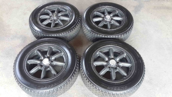 สาวกล้อญี่ปุ่นเเท้ BR ลายกล้วย ขอบ15กว้าง 6 ครึ่ง ทั้ง 4 ลูก 5 รู 114 อ๊อฟ 45 สีเดิม