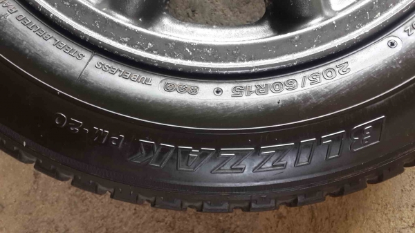 สาวกล้อญี่ปุ่นเเท้ BR ลายกล้วย ขอบ15กว้าง 6 ครึ่ง ทั้ง 4 ลูก 5 รู 114 อ๊อฟ 45 สีเดิม