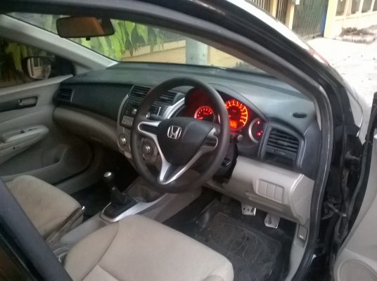 ขาย New city 2009 MT 219000 บาท