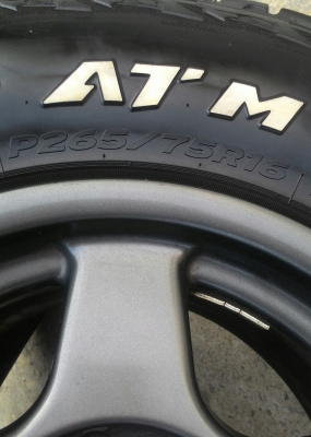 ขายยางAll 265/75/16พร้อมล้อ