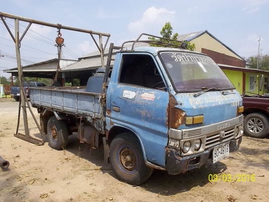 ขายอิซูสุ 85 แรงตามสภาพ มีเล่มทะเบียน   แต่ไม่มีชุดโอน