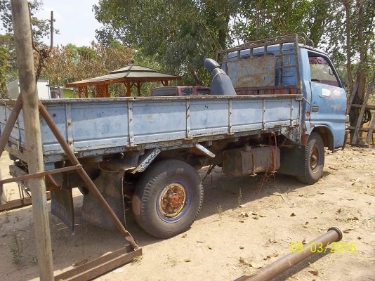 ขายอิซูสุ 85 แรงตามสภาพ มีเล่มทะเบียน   แต่ไม่มีชุดโอน