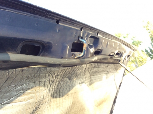 ขายรถกระบะแวน มาสด้า B2000 แวน 5ประตู ปี89 เครื่องเบนซิลเดิมๆ 2.0 เกียร์ธรรมดา ภายในสวยเบาะสวยสะอาด แอร์หน้า-หลังพร้อม ตัวถังเดิมๆจอดตากแดดสีร่อนแต่ไม่ผุ แชสซีสวยทั้งเส้น แม็กขอบ 15" ยางดี รถขับดีมากๆๆใช้ส่งของได้เลยครับ ประหยัดน้ำมันมาก ภาษีปี59ไม่ข