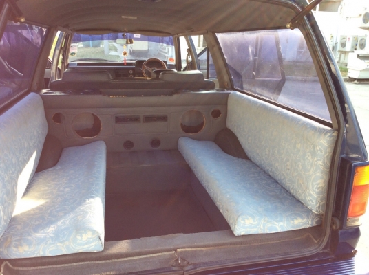 ขายรถกระบะแวน มาสด้า B2000 แวน 5ประตู ปี89 เครื่องเบนซิลเดิมๆ 2.0 เกียร์ธรรมดา ภายในสวยเบาะสวยสะอาด แอร์หน้า-หลังพร้อม ตัวถังเดิมๆจอดตากแดดสีร่อนแต่ไม่ผุ แชสซีสวยทั้งเส้น แม็กขอบ 15" ยางดี รถขับดีมากๆๆใช้ส่งของได้เลยครับ ประหยัดน้ำมันมาก ภาษีปี59ไม่ข