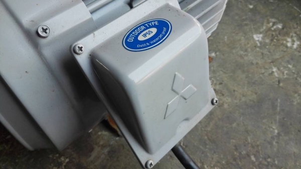 **** Sold **** มอเตอร์ Mitsubishi 3 HP. 380V รุ่นใหม่ปัจจุบัน SF-JR สภาพใหม่ 95\% เดิมๆวิ่งเงียบทุกตัวมาเทสก่อนได้!!
