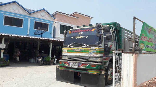 ขายบรรทุก ฮีโน่240  สิบล้อ 3เอ็ม