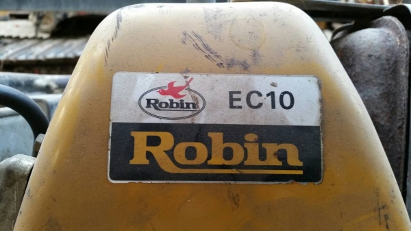 เครื่องตบบดอัดดิน กระโดดแบบจิงโจ้ MIKASA เครื่อง ROBIN EC10 เก่าญี่ปุ่น ชมVDO การทำงาน ได้ครับ เครื่องตบบดอัดดิน กระโดดแบบจิงโจ้ MIKASA เครื่อง ROBIN EC10 เก่าญี่ปุ่น ชมVDO การทำงาน ได้ครับ