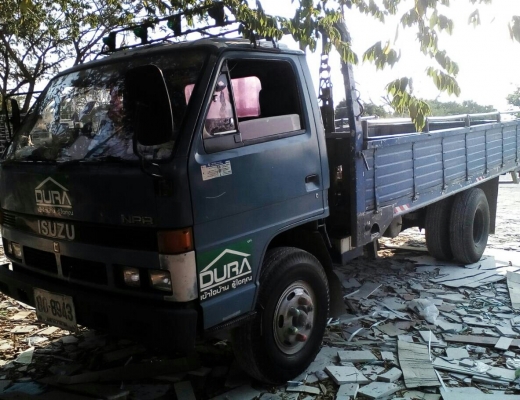 หกล้อ อีซูซุ NPR115ปี36เกียร์สั่น ช่วงล่าง F ยาว4.30ม สภาพสวยเดิมๆพร้อมใช้ เล่มทะเบียนพร้อมโอน