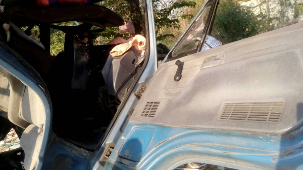 หกล้อ อีซูซุ NPR115ปี36เกียร์สั่น ช่วงล่าง F ยาว4.30ม สภาพสวยเดิมๆพร้อมใช้ เล่มทะเบียนพร้อมโอน