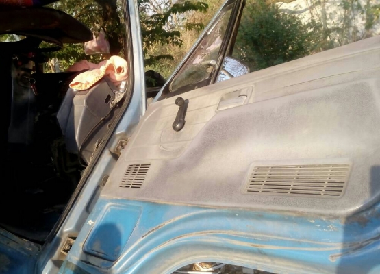 หกล้อ อีซูซุ NPR115ปี36เกียร์สั่น ช่วงล่าง F ยาว4.30ม สภาพสวยเดิมๆพร้อมใช้ เล่มทะเบียนพร้อมโอน