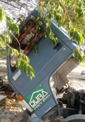 หกล้อ อีซูซุ NPR115ปี36เกียร์สั่น ช่วงล่าง F ยาว4.30ม สภาพสวยเดิมๆพร้อมใช้ เล่มทะเบียนพร้อมโอน