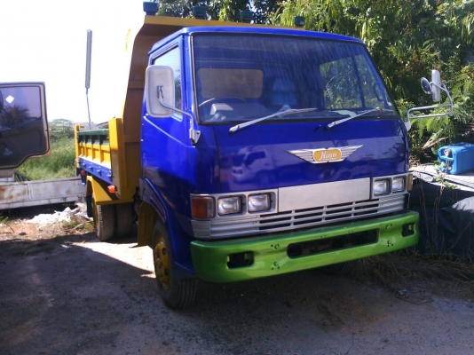 รถดั้มพ์ 6 ล้อขนาดกลาง ปี 2535 รถดั้มพ์ 6 ล้อขนาดกลาง ปี 2535