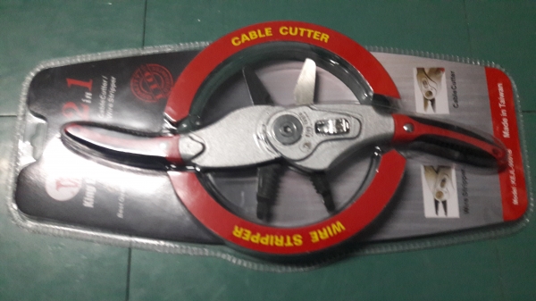 ขายคีมตัดคีมย้ำในตัวเดียวกัน8" King Eagle Made in Taiwan. ขายคีมตัดคีมย้ำในตัวเดียวกัน8" King Eagle Made in Taiwan.