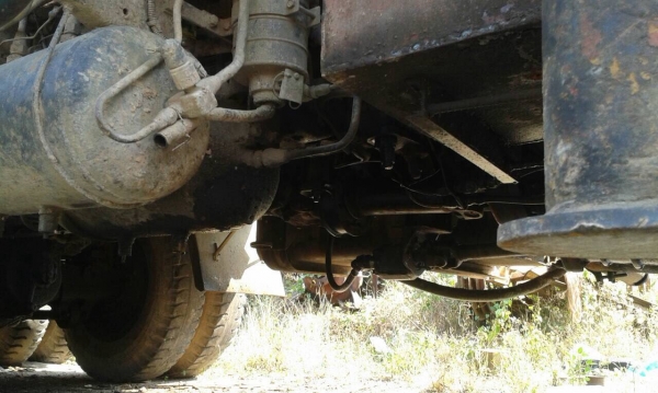 10 ล้อ 3 เพลา ติดเครน FVZ 195 HP