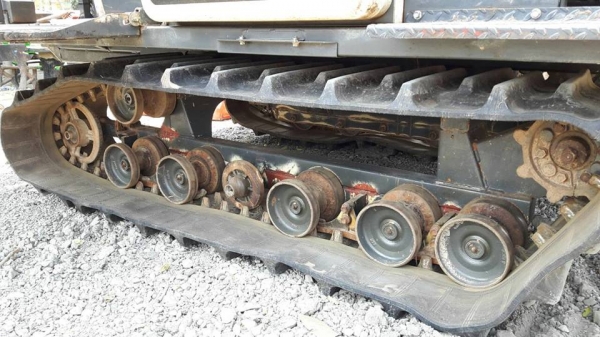 ขายรถเกี่ยวข้าวมือสอง คูโบต้า DC70 ปี56 ทำงานน้อย1,306 ชม. ช่วงล่างดี ตู้ดี สภาพเดิม เอกสารเล่มทะเบียน เครื่องแน่น พร้อมลงงาน ขายรถเกี่ยวข้าวมือสอง คูโบต้า DC70 ปี56 ทำงานน้อย1,306 ชม. ช่วงล่างดี ตู้ดี สภาพเดิม เอกสารเล่มทะเบียน เครื่องแน่น พร้อมลงงาน