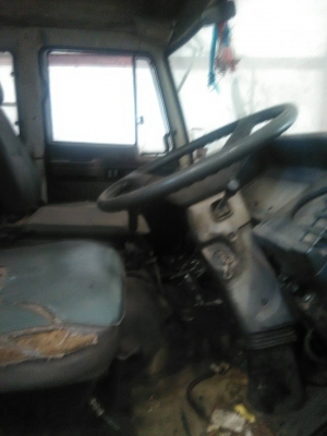 6 ล้อเฮี๊ยบอีซูซุุ FSR 32 KR 195 แรง รถห้าง พร้อมเครน TMC 4 ตัน เฮี๊ยบคีบบัว