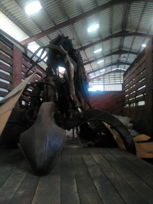 6 ล้อเฮี๊ยบอีซูซุุ FSR 32 KR 195 แรง รถห้าง พร้อมเครน TMC 4 ตัน เฮี๊ยบคีบบัว