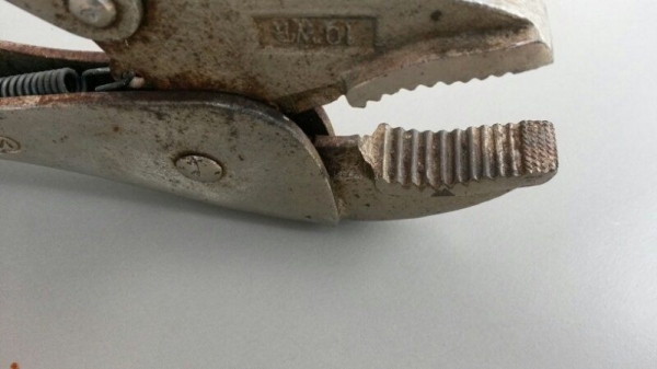 ขายคีมล็อกVISE-GRIP 10WR Made in USA.งานเก่าเก็บยี่สิบกว่าปี ขายคีมล็อกVISE-GRIP 10WR Made in USA.งานเก่าเก็บยี่สิบกว่าปี