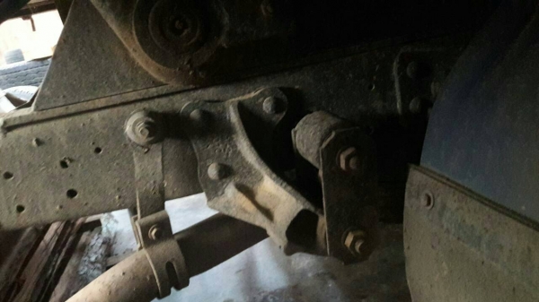 หกล้อ อีซูซุ NPR130ปี48 ดั้มสามมิต5คิว สภาพดีสวยพร้อมใช้ ราคาถูกๆ 355,000บ (ไม่มีทะเบียน) ไฟแน่นช์ล้มละรายตามเล่มทะเบียนไม่ได้ มีใบซื้อขายให้ ราคานี้ ขับส่งถึงบ้าน ครับๆ