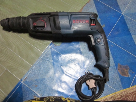 สว่านโรตารี่บอส 3 ระบบ + ลูกหมู + สว่านไฟฟ้าอีกตัวแถมจำปาไปด้วย สว่านโรตารี่บอส 3 ระบบ + ลูกหมู + สว่านไฟฟ้าอีกตัวแถมจำปาไปด้วย