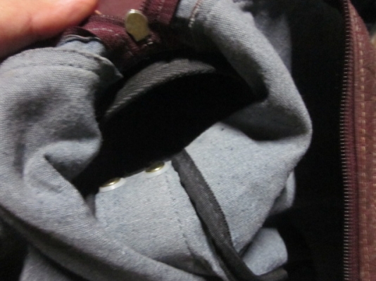 ถุ ้งใส่ไม้ก๊อฟ หนังแท้สินค้ามาจากตู้ญี่ปุ่น นำไปใส่คันเบ็ด OK