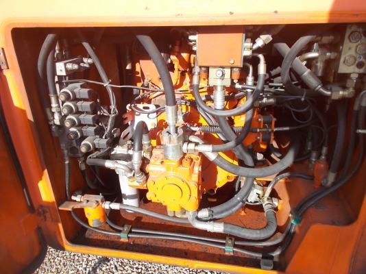 SK135SRLC # YH01-01131บูม12เมตร ต้องสั่งนำเข้า