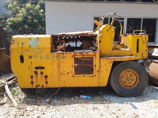 ขาย 75,000 รถบดขนาด 4 ตัน รถพร้อมใช้เก่าจอดประมูลเก่านอกมา 090-772-3710 090-772-3708 ขาย 75,000 รถบดขนาด 4 ตัน รถพร้อมใช้เก่าจอดประมูลเก่านอกมา 090-772-3710 090-772-3708