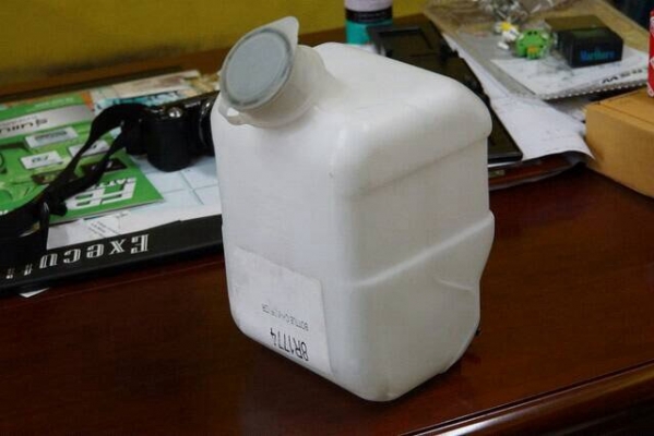 ขายถังฉีดน้ำฝน สำหรับรถหนัก 24v มีรุ่นมอเตอร์ 2ตัวและ4ตัว