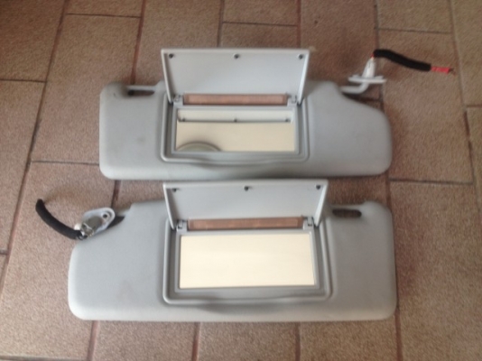 บังเเดด VOLVO มีไฟที่กระจกเก่าญี่ปุ่นเเท้คู่ละ