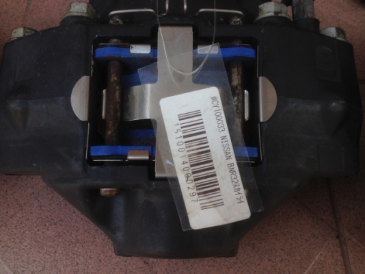 ปั้มเบรค SKYLINE R32 GTR ติดผ้าเบรคเเต่งมาเก่าญี่ปุ่นเเท้สภาพใหม่มากๆครับ ปั้มเบรค SKYLINE R32 GTR ติดผ้าเบรคเเต่งมาเก่าญี่ปุ่นเเท้สภาพใหม่มากๆครับ