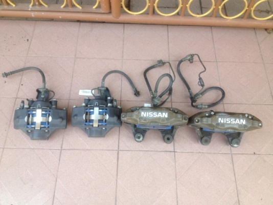 ปั้มเบรค SKYLINE R32 GTR ติดผ้าเบรคเเต่งมาเก่าญี่ปุ่นเเท้สภาพใหม่มากๆครับ