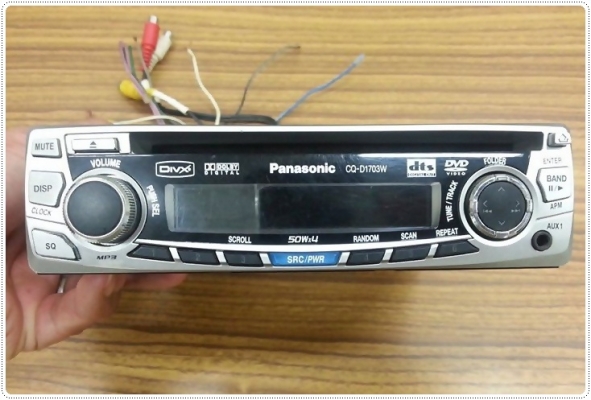 panasonic cq-d1703w