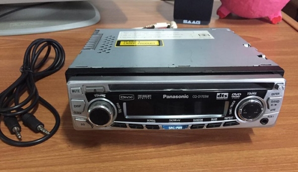 panasonic cq-d1703w