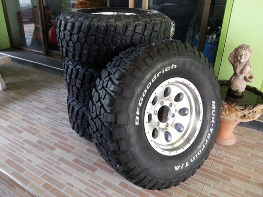 ล้อ lenso 16x9 พร้อมยาง mud bf goodrich 315/75/16