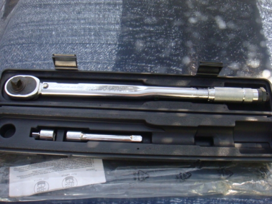 ประแจ ปอนด์ Star พร้อมข้อต่อ