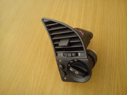 กรอบช่องแอร์ขวา BMW E36