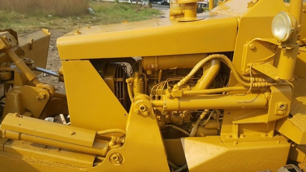 ขายรถแทรคเตอร์ Komatsu D21P-5 ตีนเป็ด เครื่องดี ไฮโดรลิคแรง ปั๊มดี โซ่พอใช้ รถพร้อมทำงาน เอกสารซื้อขาย