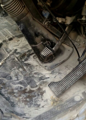 หกล้อ อีซูซุ NPR120ปี40ช่วงยาว4.30ม ช่วงล่างใหญ่ท้าย F สภาพดีพร้อมวิ่งงาน เล่มทะเบียนพร้อมโอน