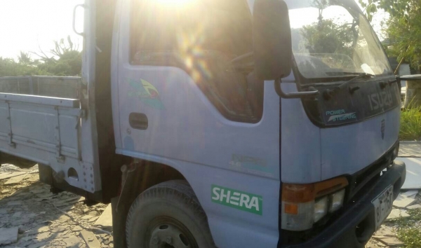 หกล้อ อีซูซุ NPR120ปี40ช่วงยาว4.30ม ช่วงล่างใหญ่ท้าย F สภาพดีพร้อมวิ่งงาน เล่มทะเบียนพร้อมโอน