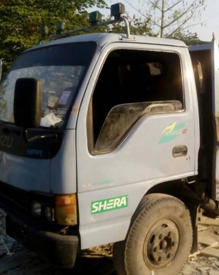 หกล้อ อีซูซุ NPR120ปี40ช่วงยาว4.30ม ช่วงล่างใหญ่ท้าย F สภาพดีพร้อมวิ่งงาน เล่มทะเบียนพร้อมโอน