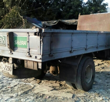 หกล้อ อีซูซุ NPR120ปี40ช่วงยาว4.30ม ช่วงล่างใหญ่ท้าย F สภาพดีพร้อมวิ่งงาน เล่มทะเบียนพร้อมโอน