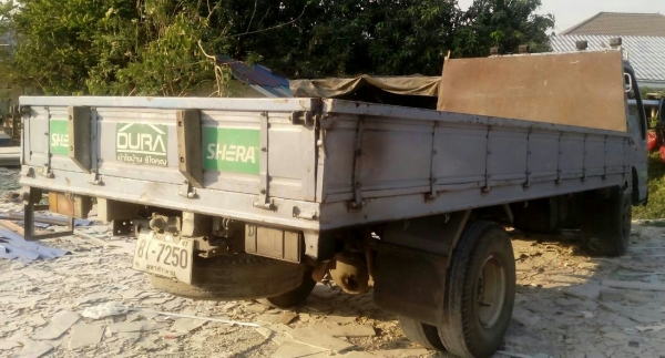 หกล้อ อีซูซุ NPR120ปี40ช่วงยาว4.30ม ช่วงล่างใหญ่ท้าย F สภาพดีพร้อมวิ่งงาน เล่มทะเบียนพร้อมโอน